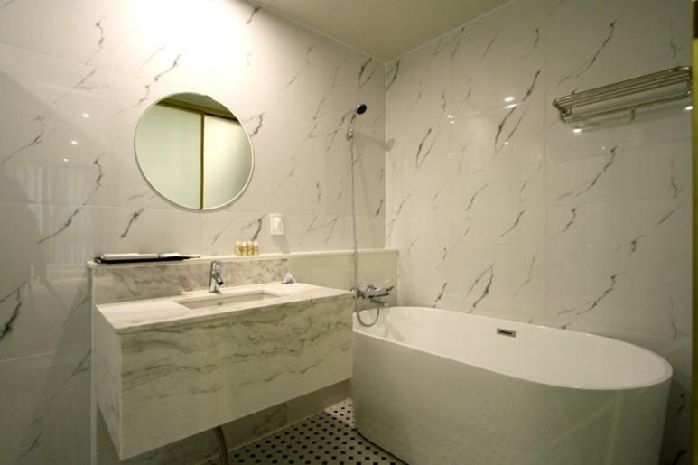 Perfect Hotel Gimhae Esterno foto